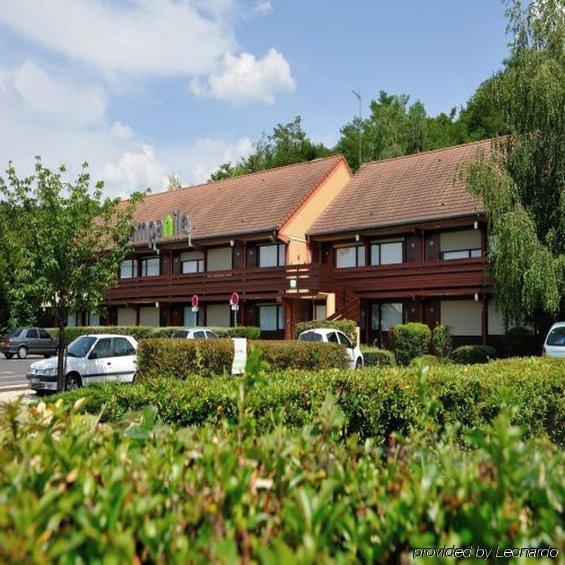 Hotel Campanile Clermont-Ferrand ~ Thiers Exterior foto